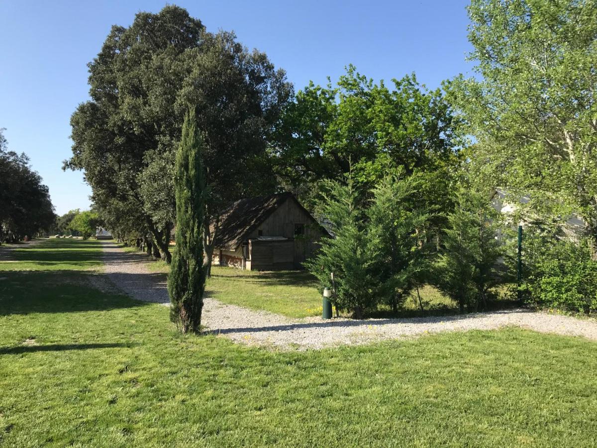 Lodges En Provence - Ecogites & Restaurant Insolites Richerenches Екстериор снимка