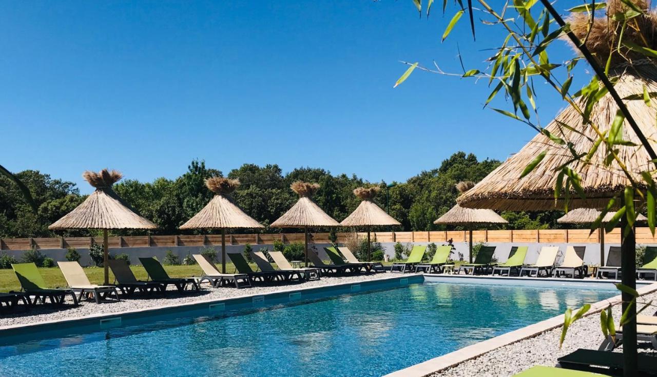 Lodges En Provence - Ecogites & Restaurant Insolites Richerenches Екстериор снимка