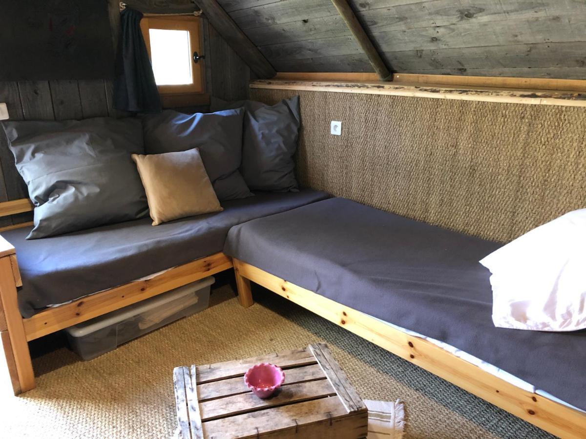 Lodges En Provence - Ecogites & Restaurant Insolites Richerenches Екстериор снимка