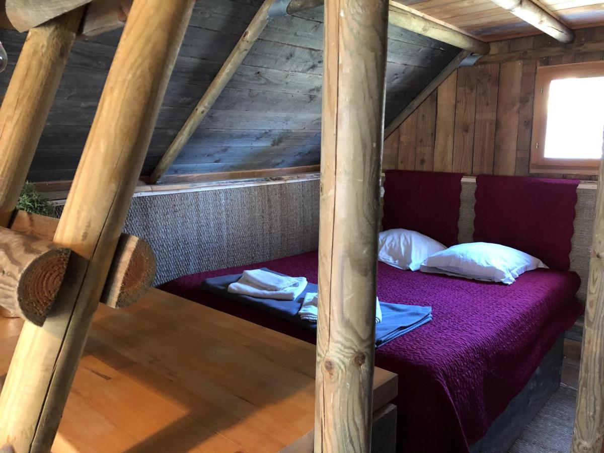 Lodges En Provence - Ecogites & Restaurant Insolites Richerenches Екстериор снимка