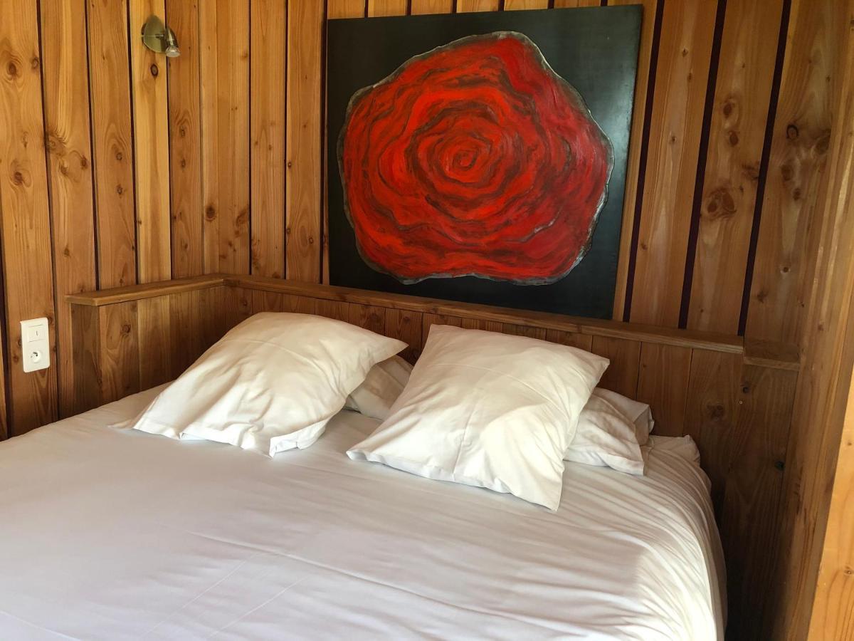 Lodges En Provence - Ecogites & Restaurant Insolites Richerenches Екстериор снимка
