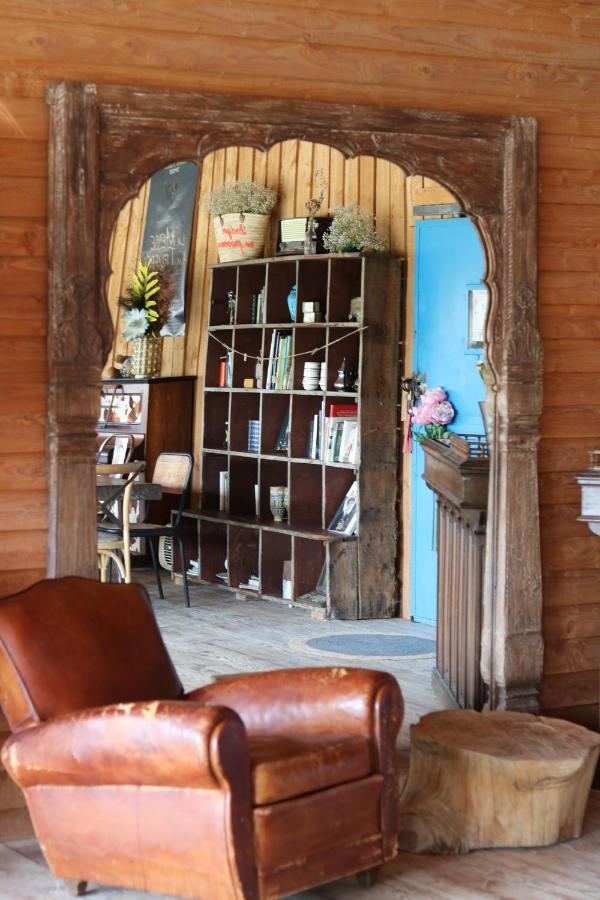 Lodges En Provence - Ecogites & Restaurant Insolites Richerenches Екстериор снимка