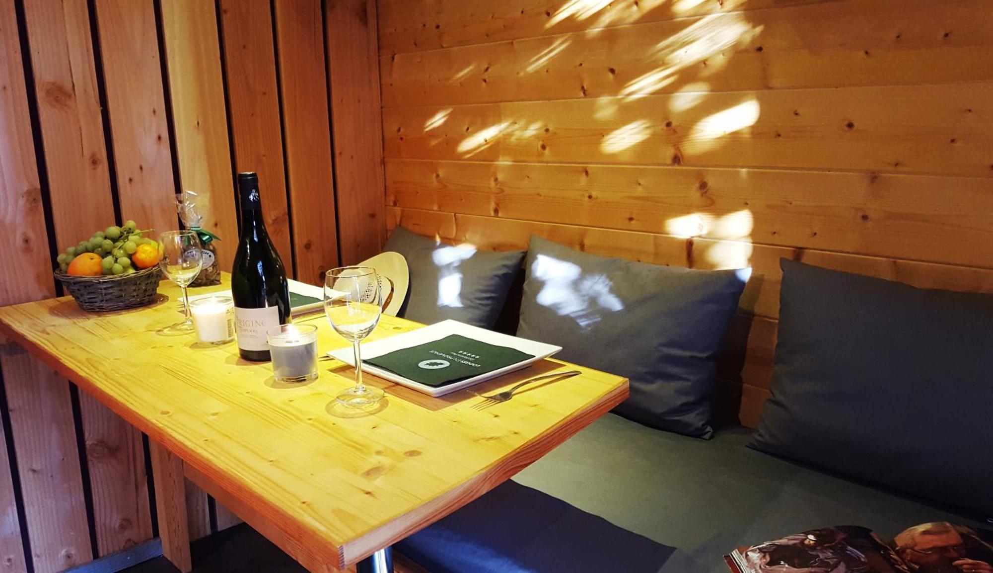 Lodges En Provence - Ecogites & Restaurant Insolites Richerenches Стая снимка